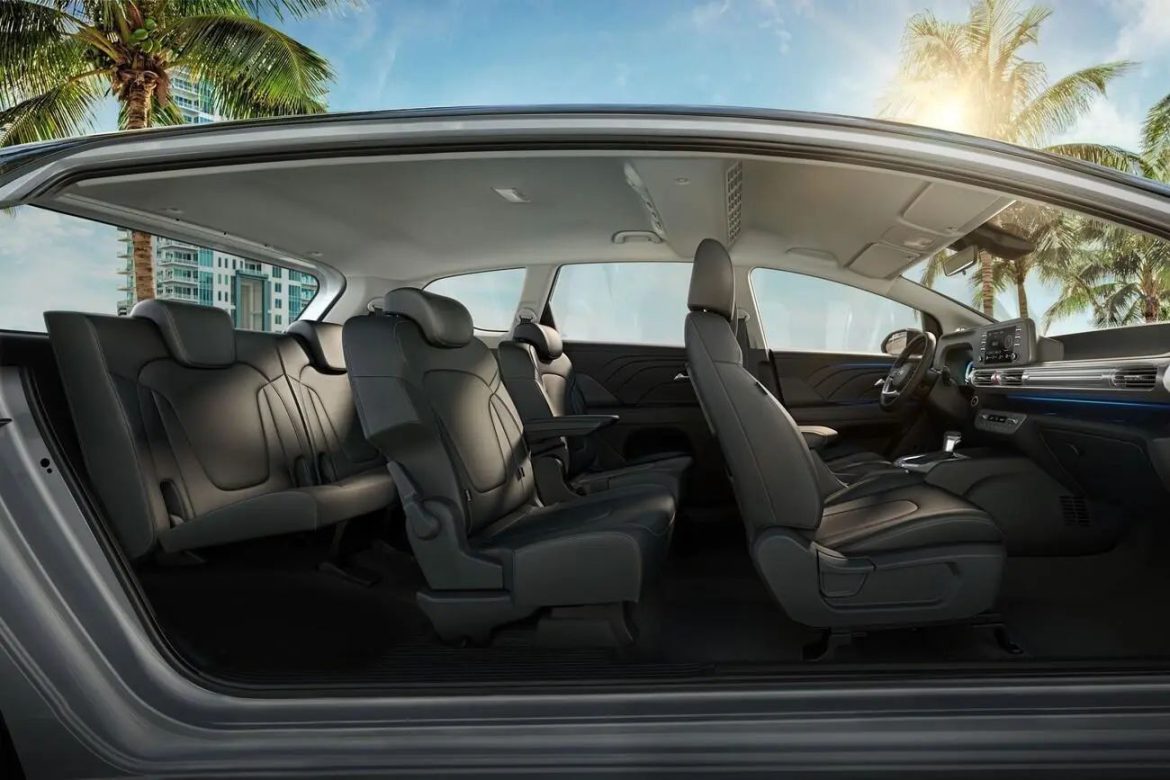 tien-nghi-that-hyundai-stargazer